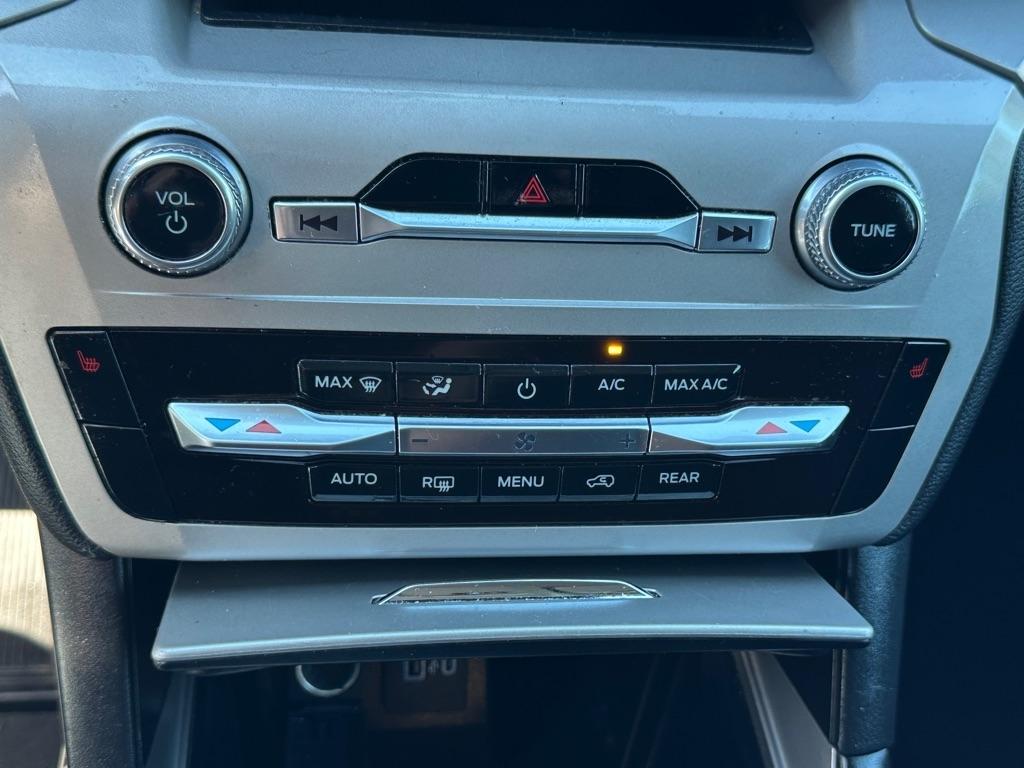 Ford Explorer XLT AWD 2023