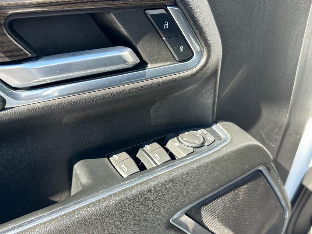 Chevrolet Silverado 2500HD LT Crew Cab Long Box 4WD 2024