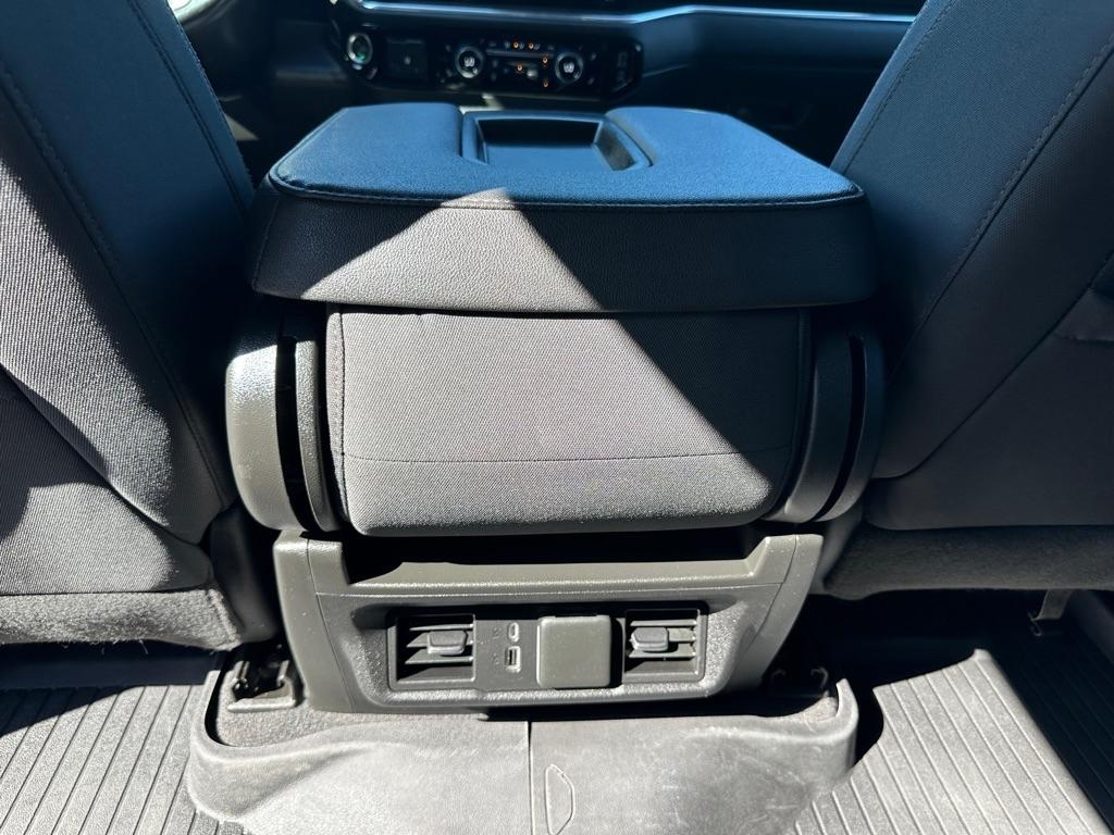 Chevrolet Silverado 2500HD LT Crew Cab Long Box 4WD 2024
