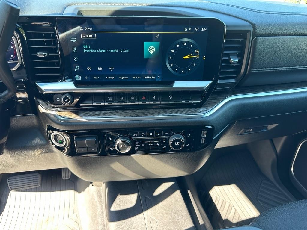 Chevrolet Silverado 2500HD LT Crew Cab Long Box 4WD 2024