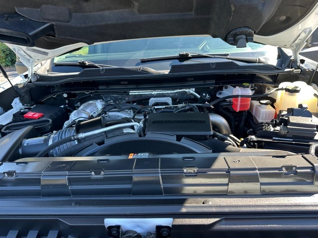 Chevrolet Silverado 2500HD LT Crew Cab Long Box 4WD 2024