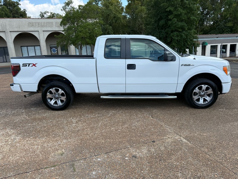 Ford F-150 STX SuperCab 6.5-ft. Bed 2WD 2014 Ford F-150 STX SuperCab 6.5-ft. Bed 2WD 2014