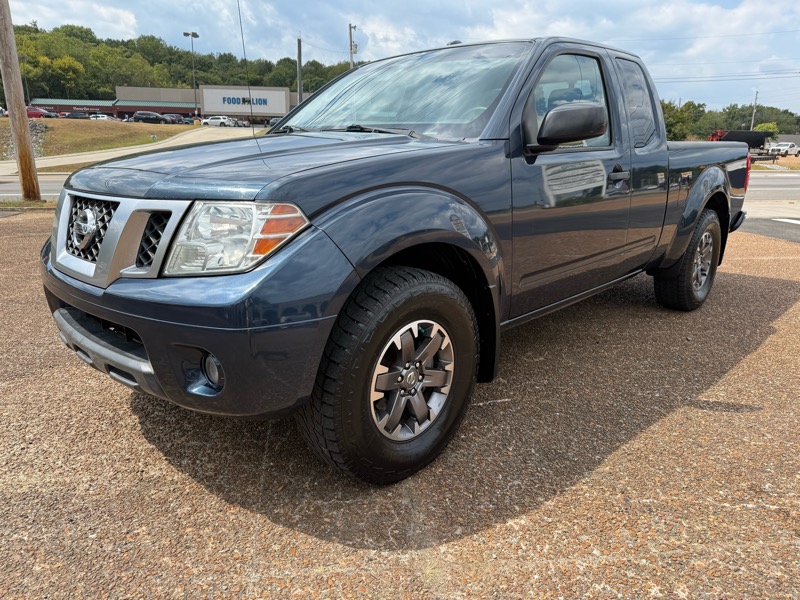 Nissan Frontier SV King Cab 5AT 2WD 2016 Nissan Frontier SV King Cab 5AT 2WD 2016