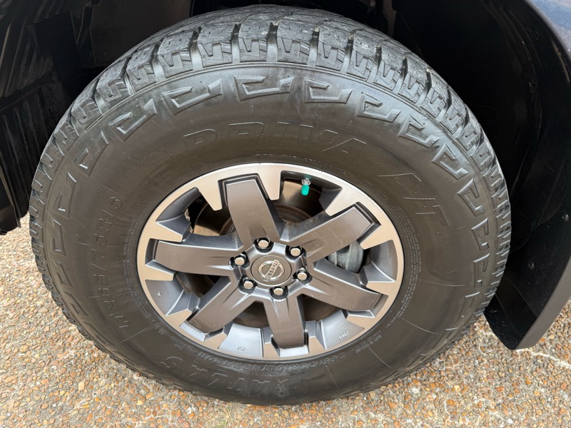 Nissan Frontier SV King Cab 5AT 2WD 2016 Nissan Frontier SV King Cab 5AT 2WD 2016
