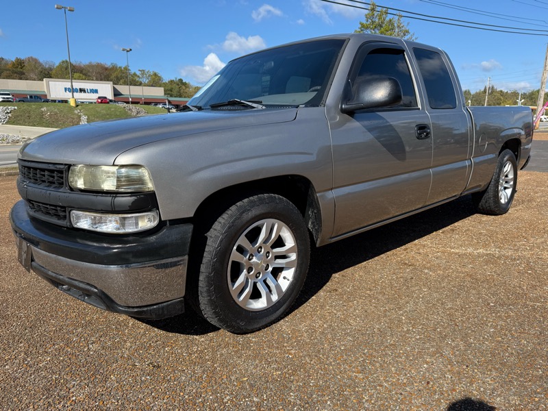 2001 Chevrolet Silverado 1500 Ext. Cab Short Bed 2WD