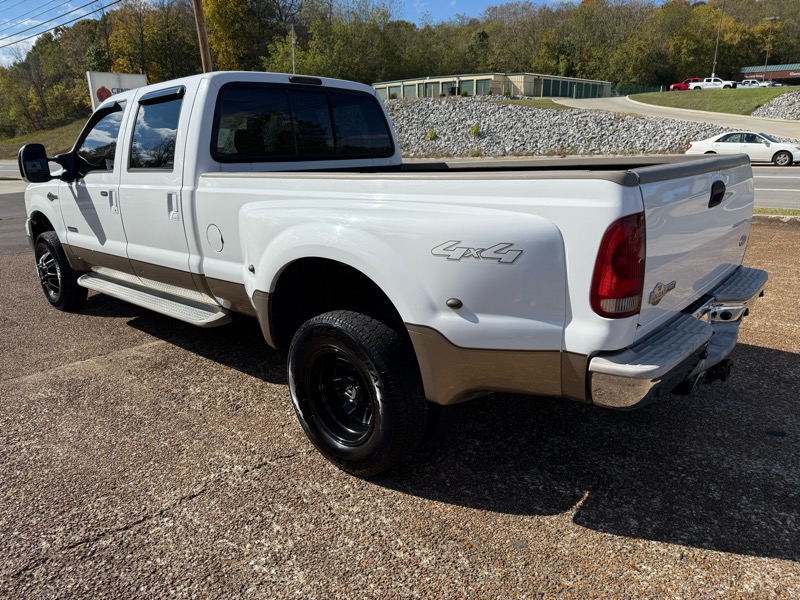 Ford F-350 SD Lariat Crew Cab 4WD DRW 2005 Ford F-350 SD Lariat Crew Cab 4WD DRW 2005