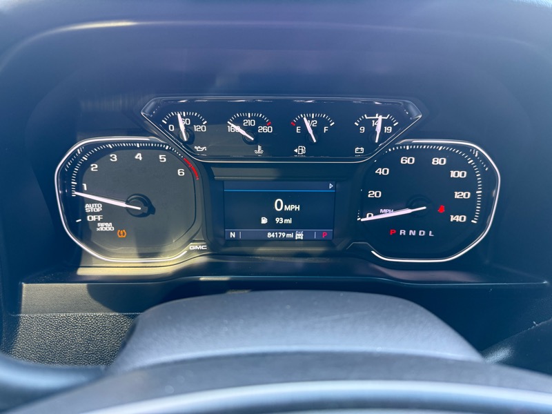 GMC Sierra 1500 AT4 Crew Cab Short Box 4WD 2020