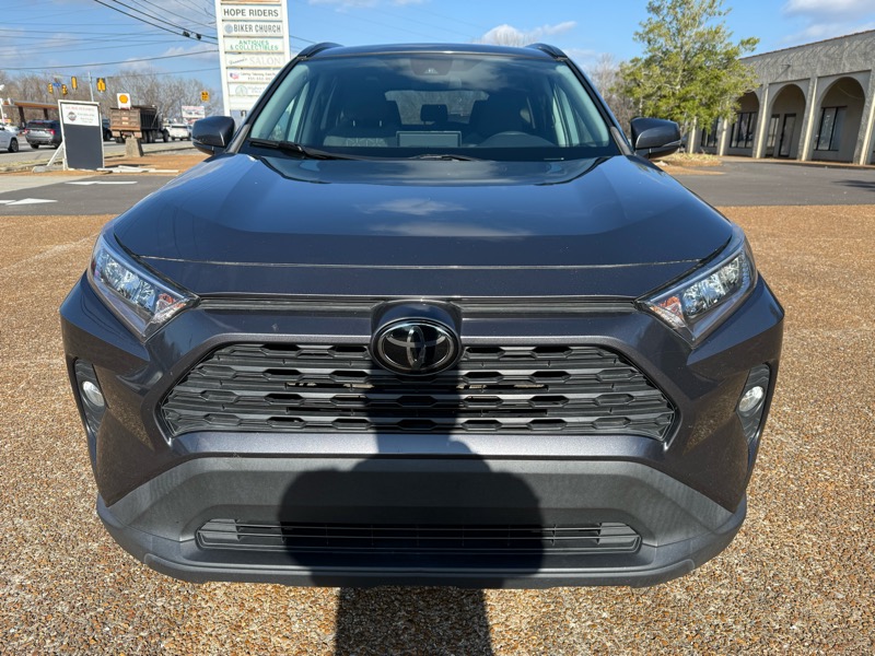 Toyota RAV4 XLE 2019
