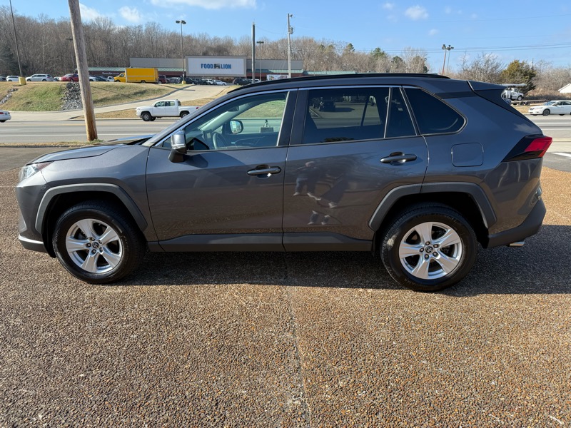 Toyota RAV4 XLE 2019