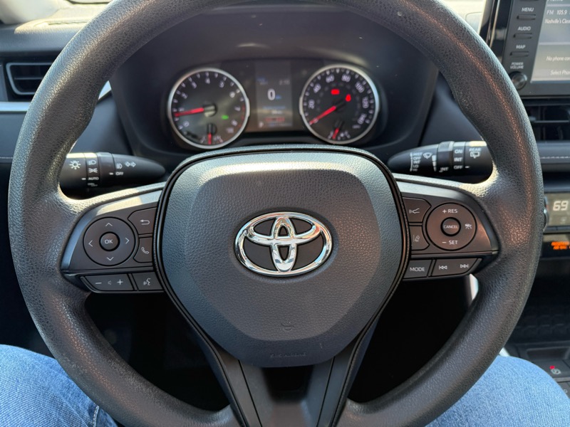 Toyota RAV4 XLE 2019