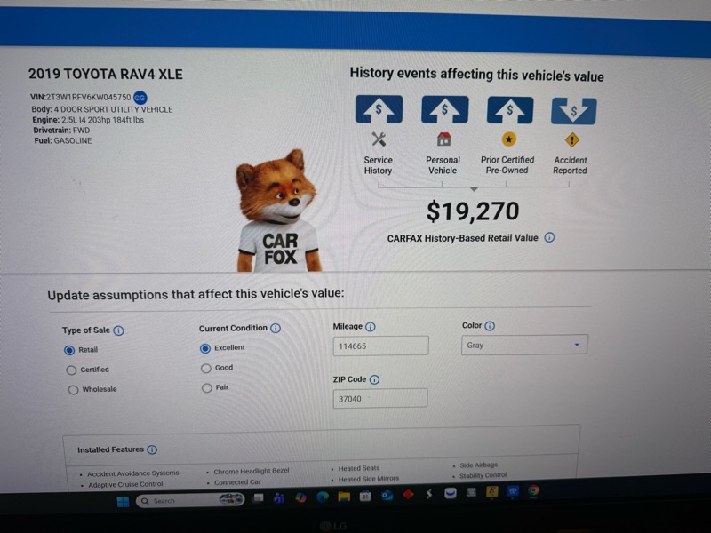 Toyota RAV4 XLE 2019