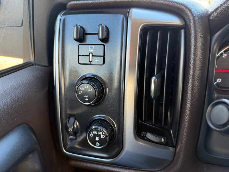 Chevrolet Silverado 1500 LT Z71 Crew Cab 4WD SWB 2015