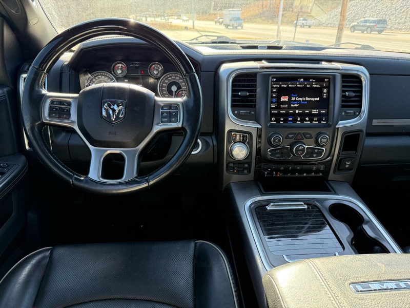 RAM 1500 Longhorn Crew Cab SWB 4WD 2018
