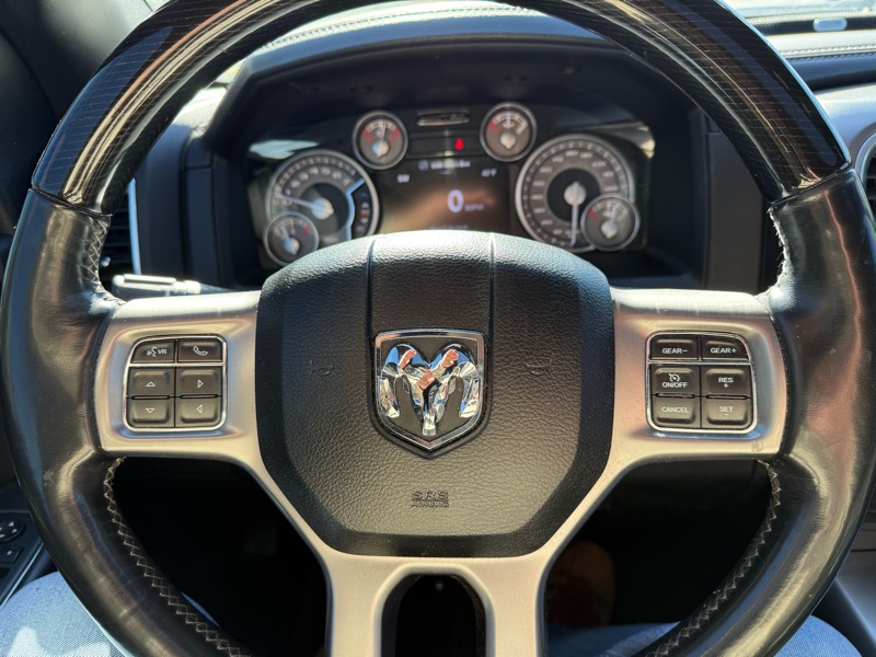 RAM 1500 Longhorn Crew Cab SWB 4WD 2018