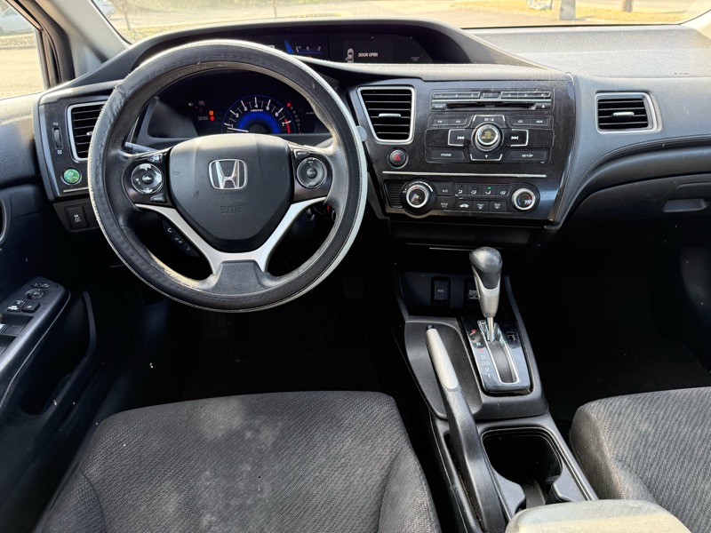 Honda Civic LX Sedan 5-Speed AT 2013