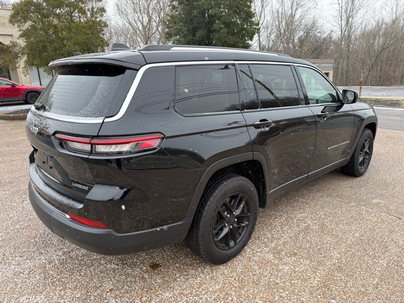 Jeep Grand Cherokee L Laredo 4WD 2021