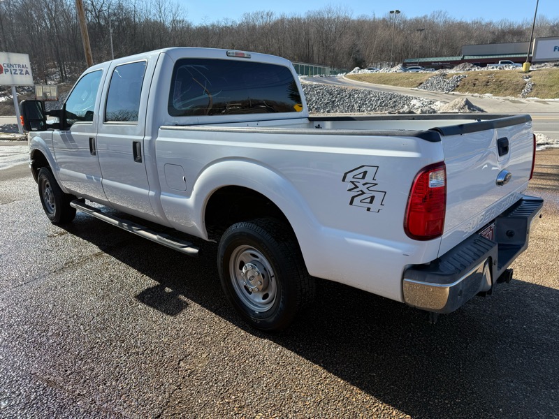 Ford F-250 SD XL Crew Cab Short Bed 4WD 2015