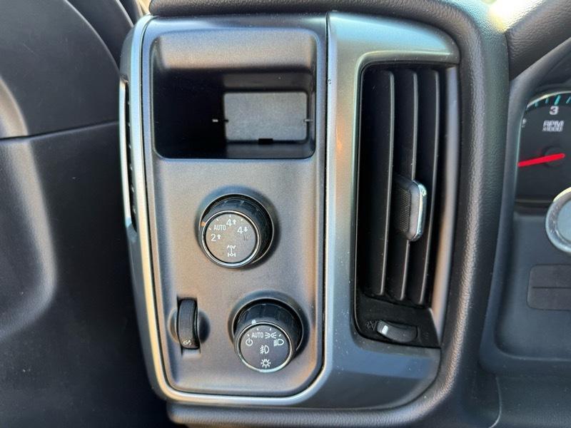 Chevrolet Silverado 1500 LT Crew Cab Long Box 4WD 2015