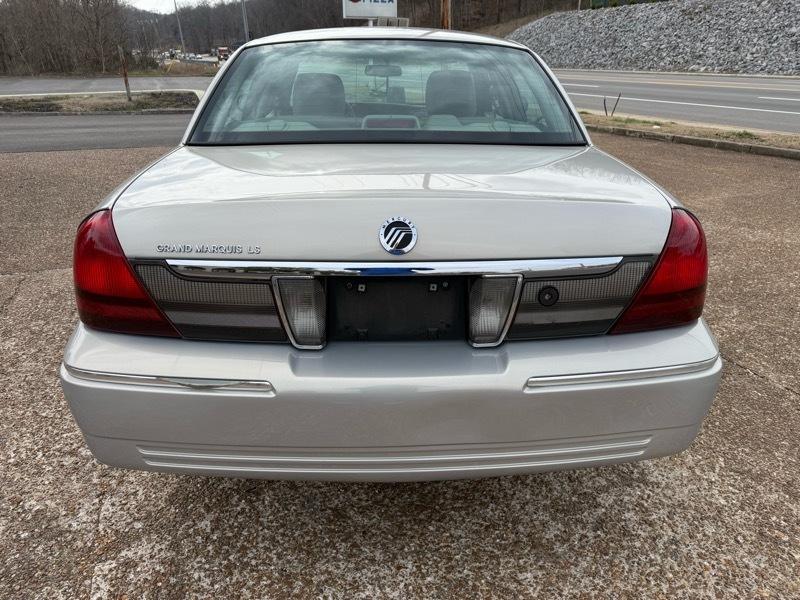 Mercury Grand Marquis LS 2011