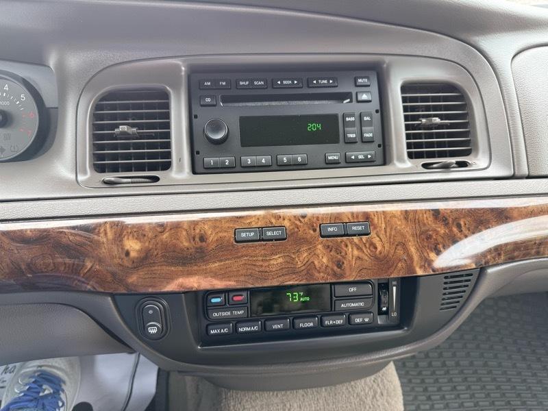 Mercury Grand Marquis LS 2011