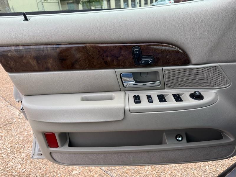 Mercury Grand Marquis LS 2011