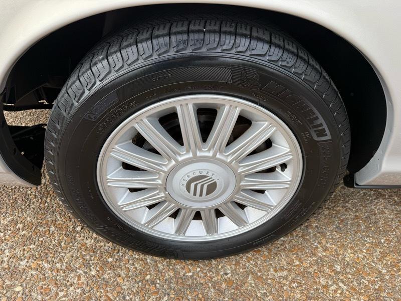 Mercury Grand Marquis LS 2011