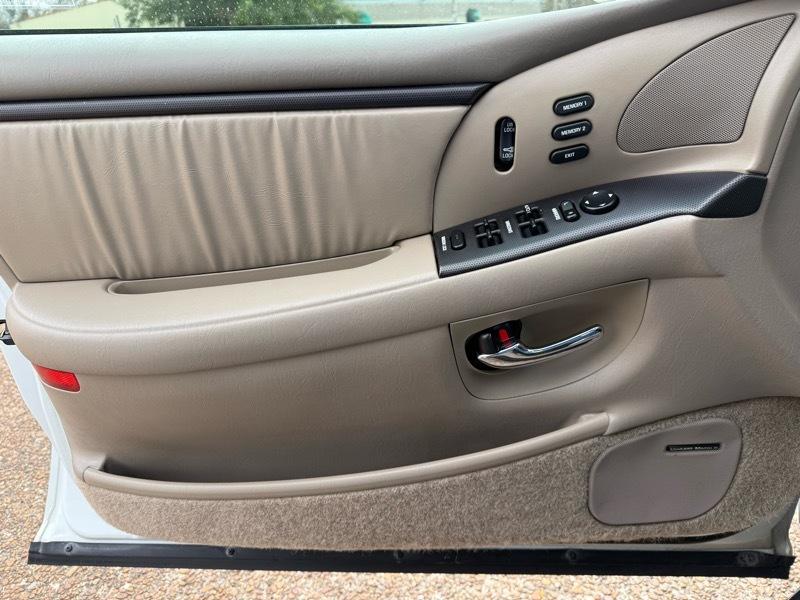 Buick Park Avenue Ultra 2000