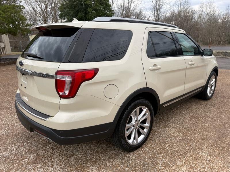 Ford Explorer XLT FWD 2018