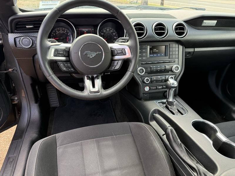 Ford Mustang EcoBoost Coupe 2018