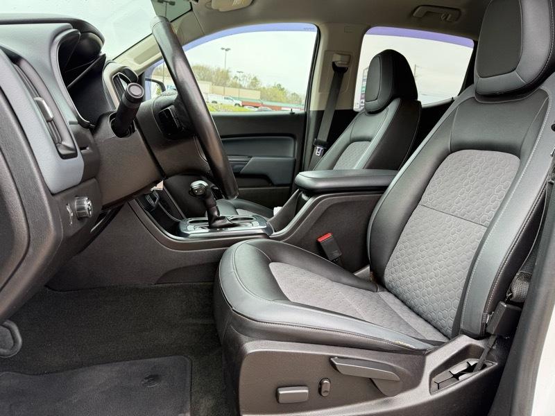 Chevrolet Colorado Z71 Crew Cab 2WD Short Box 2017