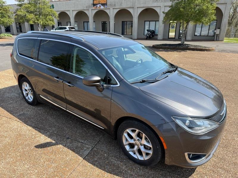 Chrysler Pacifica Touring-L 2020