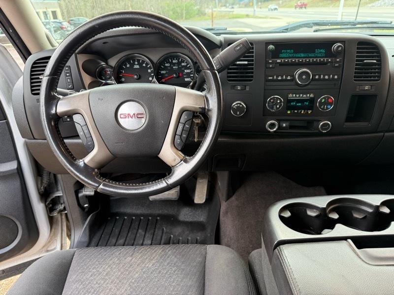 GMC Sierra 1500 SLE Ext. Cab 4WD 2011