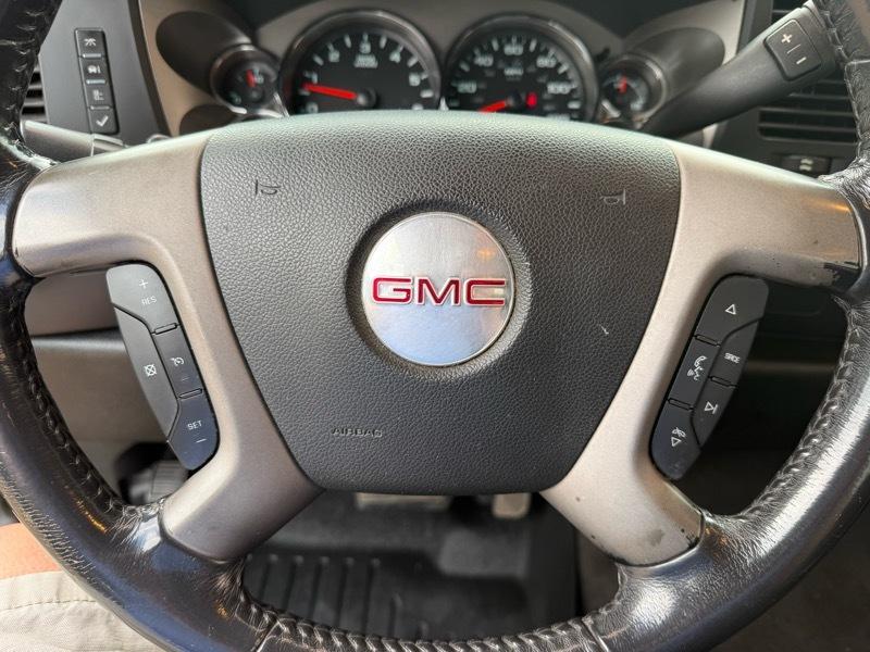 GMC Sierra 1500 SLE Ext. Cab 4WD 2011