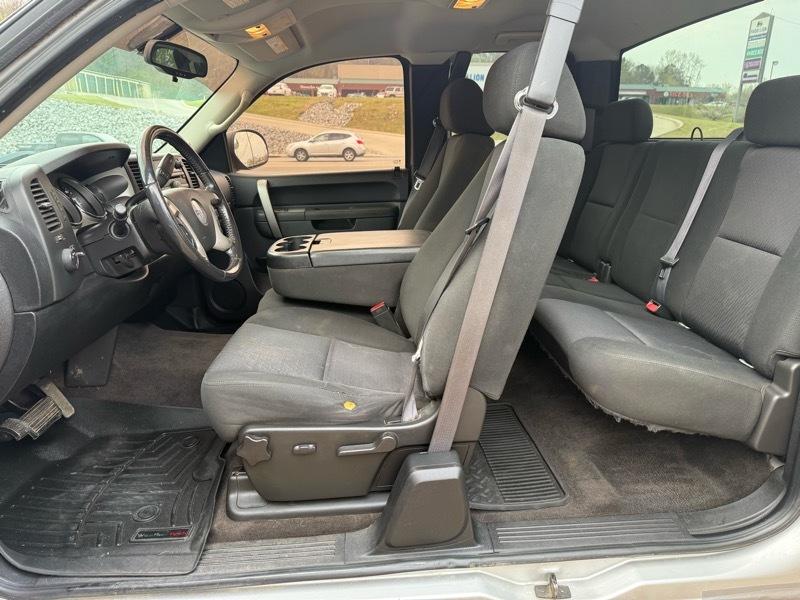 GMC Sierra 1500 SLE Ext. Cab 4WD 2011