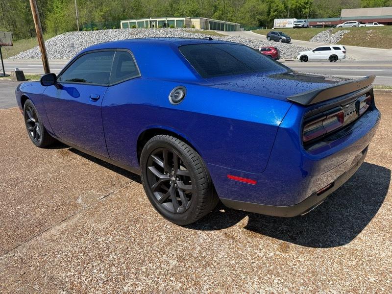 Dodge Challenger SXT 2021