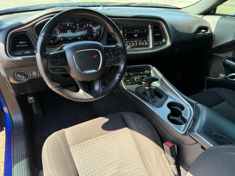 Dodge Challenger SXT 2021