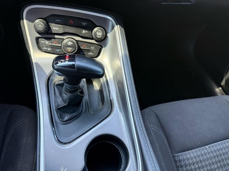 Dodge Challenger SXT 2021