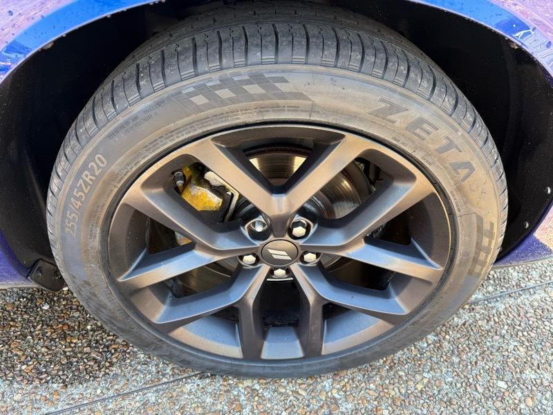 Dodge Challenger SXT 2021