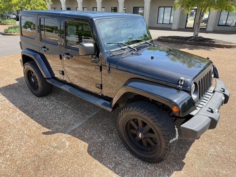 Jeep Wrangler Unlimited Sahara 4WD 2012