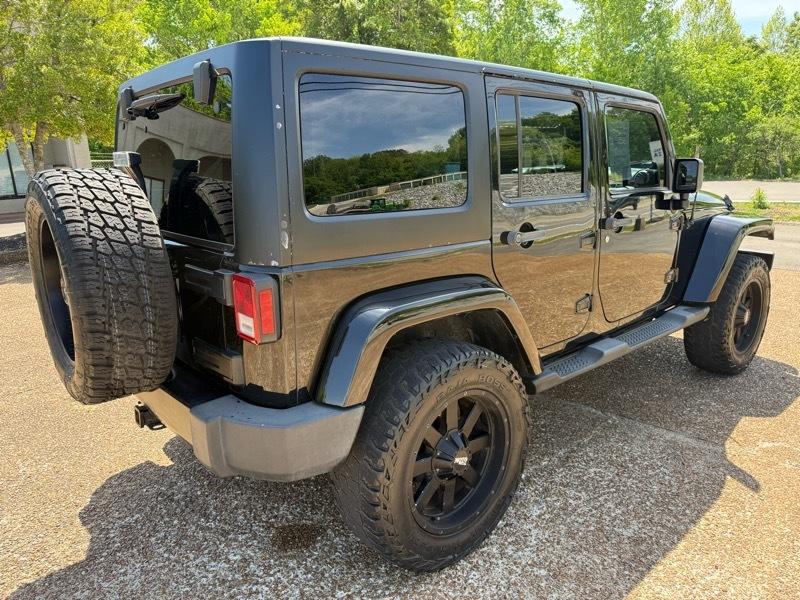 Jeep Wrangler Unlimited Sahara 4WD 2012