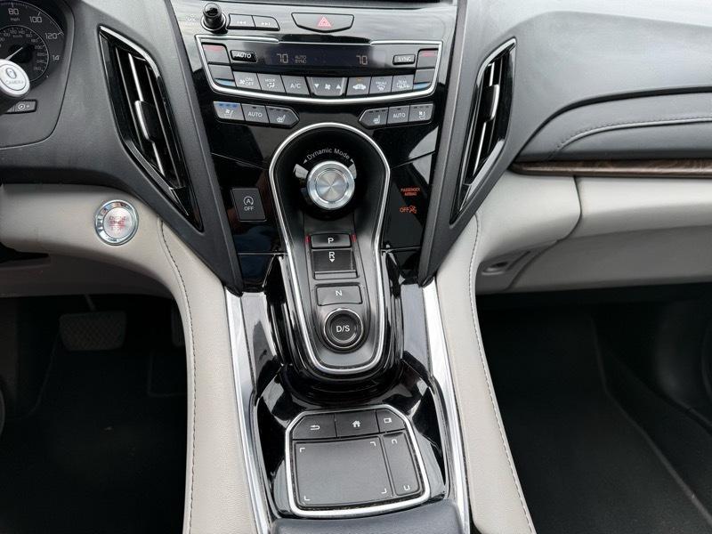 Acura RDX SH-AWD w/Advance Package 2020