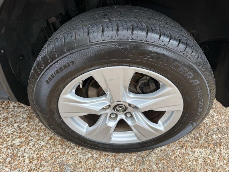 Toyota RAV4 XLE 2019