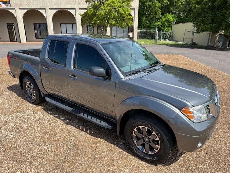 Nissan Frontier SE-V6 Desert Runner 2017