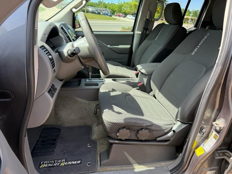 Nissan Frontier SE-V6 Desert Runner 2017