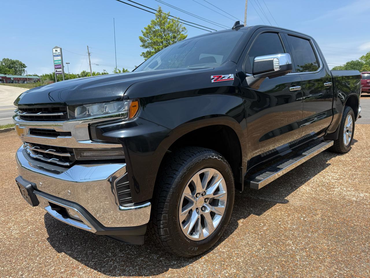 2019 Chevrolet Silverado 1500 LTZ Crew Cab 4WD