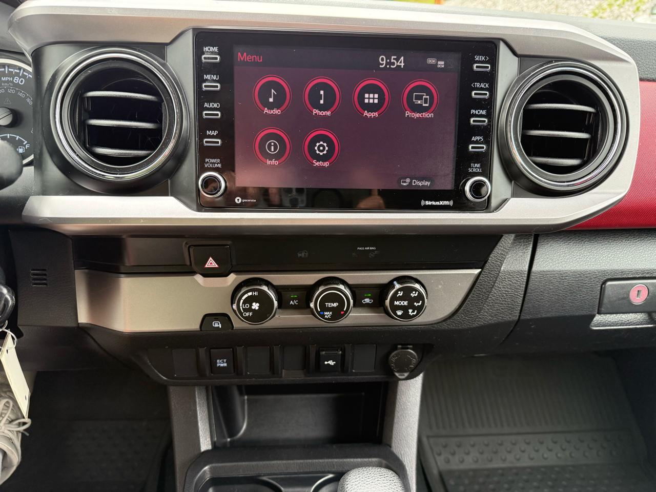 Toyota Tacoma SR5 Double Cab I4 2WD 2022