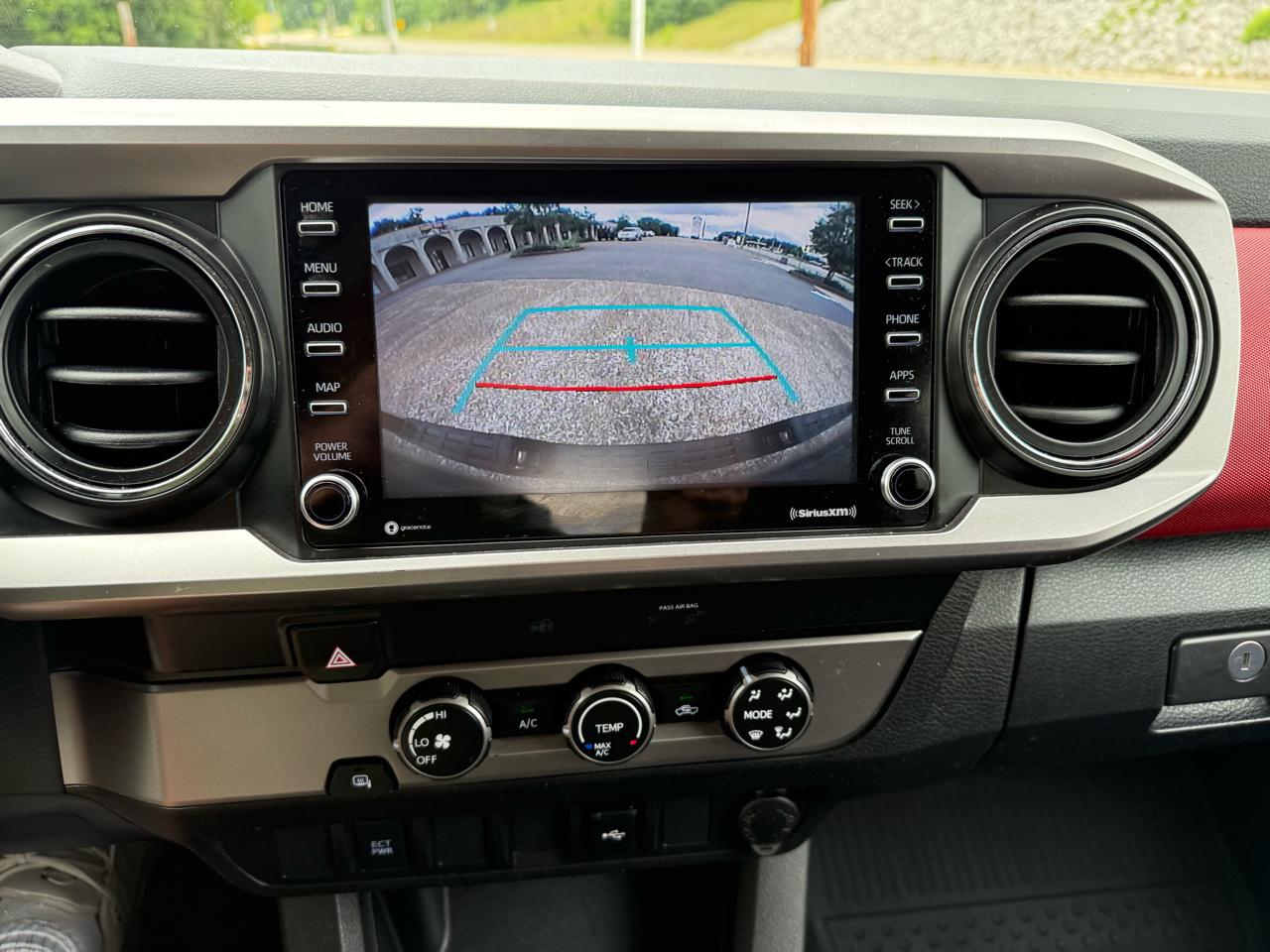 Toyota Tacoma SR5 Double Cab I4 2WD 2022