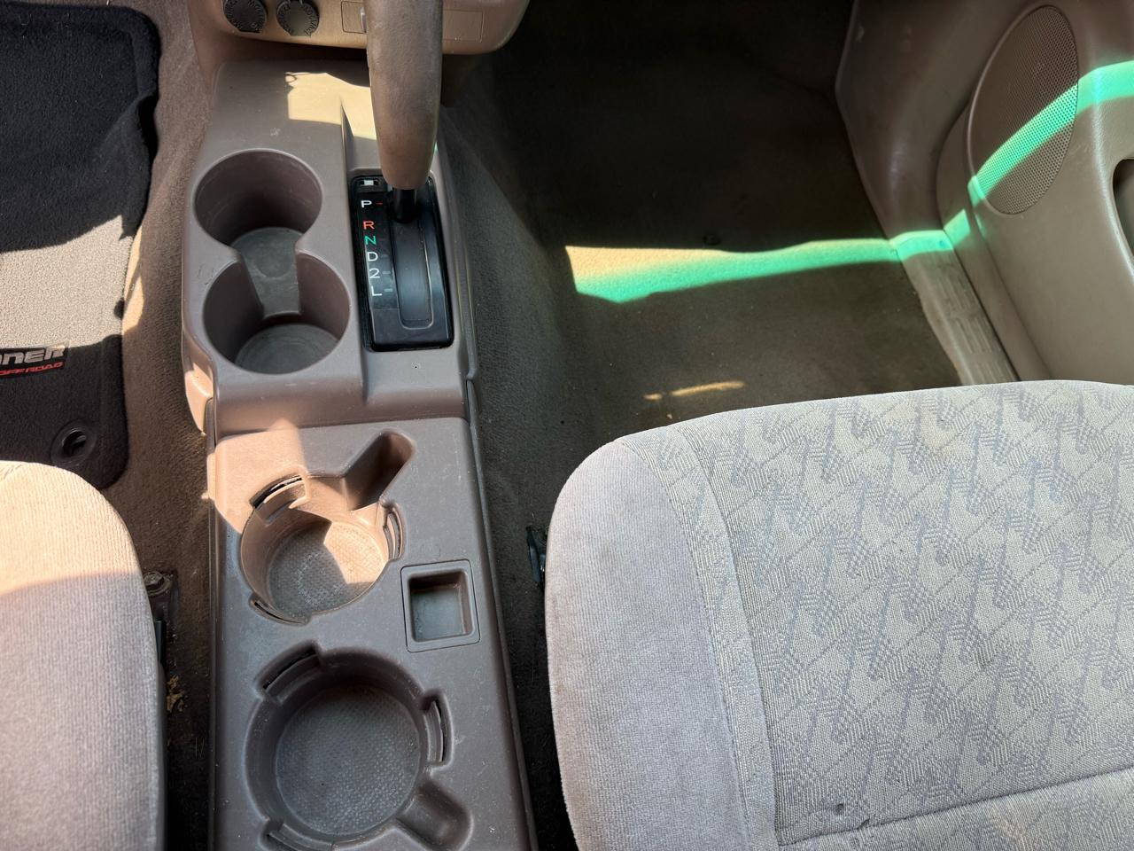 Toyota Tacoma PreRunner Xtracab V6 2WD 2003