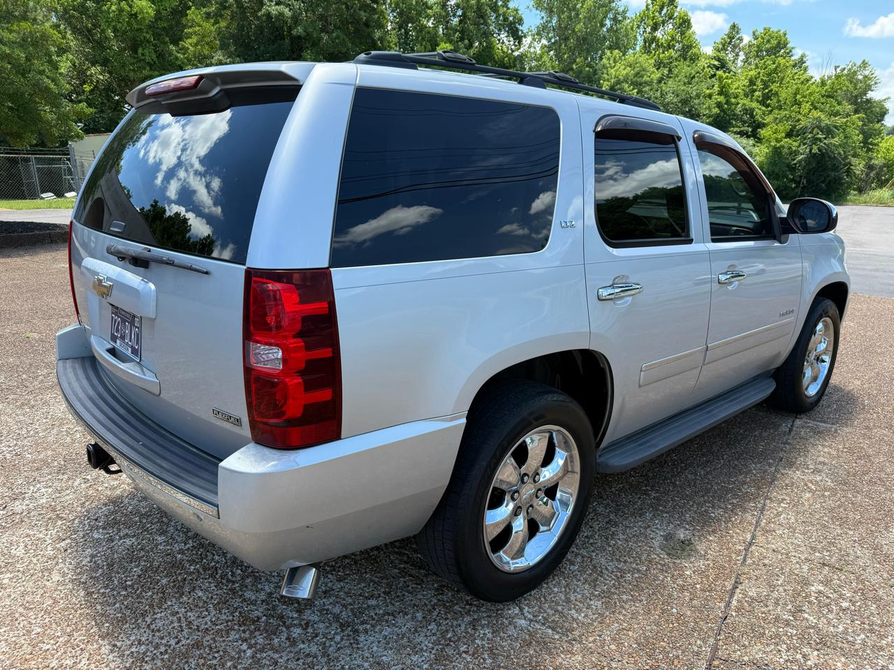 Chevrolet Tahoe LTZ 4WD 2010