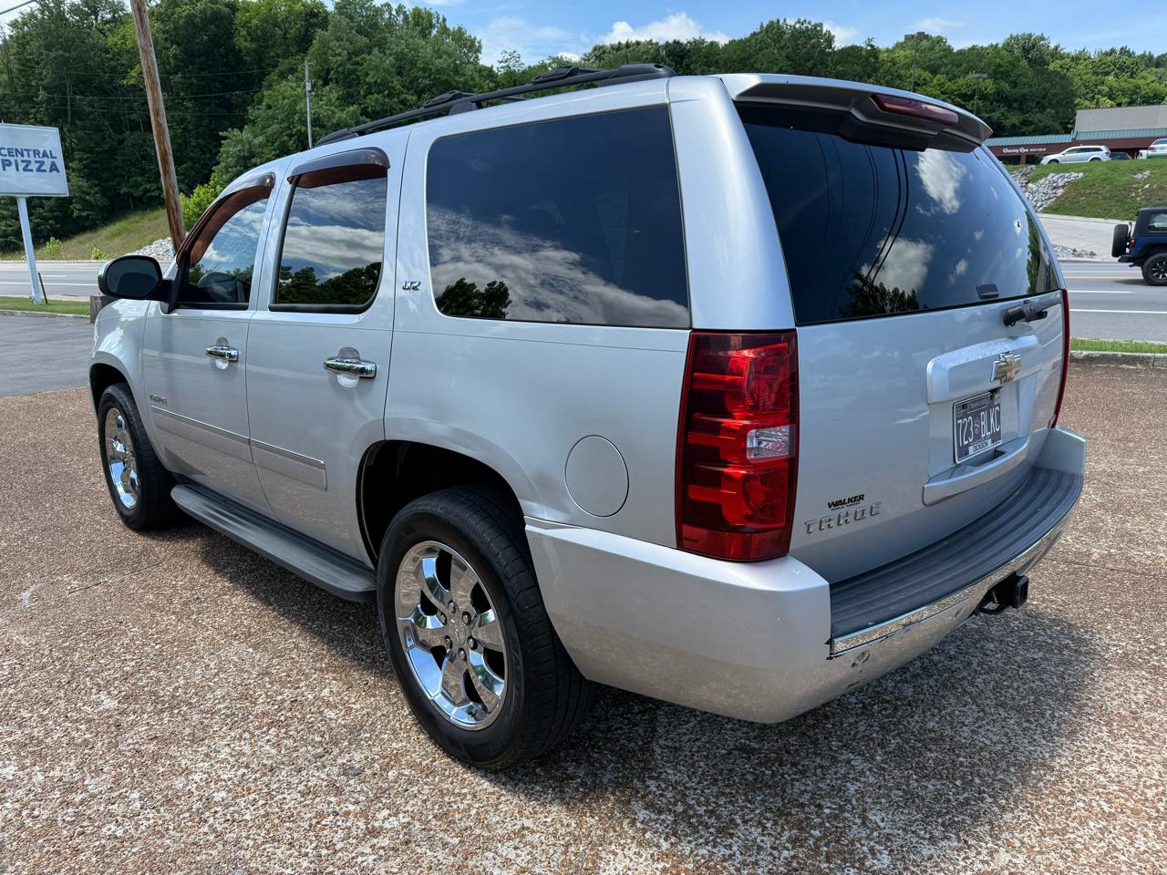 Chevrolet Tahoe LTZ 4WD 2010